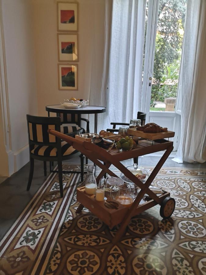 Garden Suite In Private Villa On Via Liberta Palermo Exterior photo